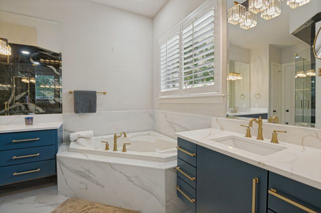 919 Grail Maiden Lane, Lewisville, TX 75056