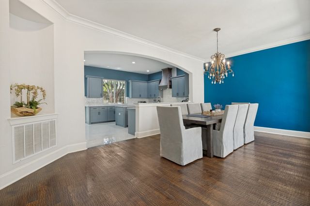 919 Grail Maiden Lane, Lewisville, TX 75056