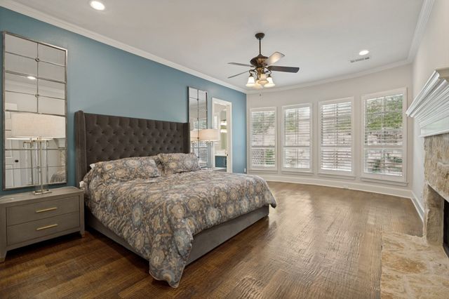 919 Grail Maiden Lane, Lewisville, TX 75056
