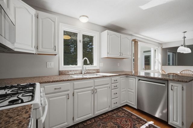 78 Oak Brook Drive, East Longmeadow, MA 01028