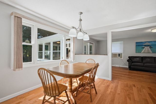 78 Oak Brook Drive, East Longmeadow, MA 01028