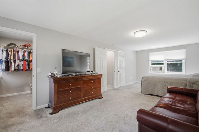 78 Oak Brook Drive, East Longmeadow, MA 01028