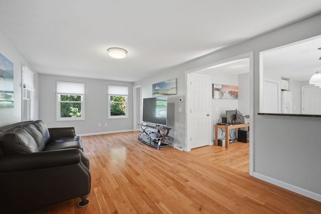 78 Oak Brook Drive, East Longmeadow, MA 01028