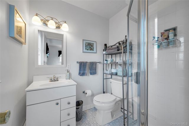 8 Jennifer Drive, New City, NY 10956