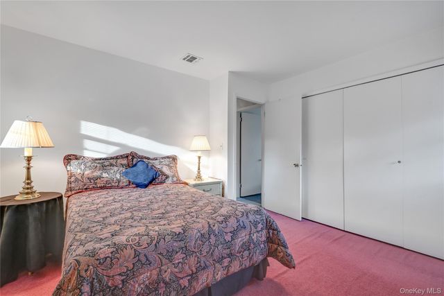 8 Jennifer Drive, New City, NY 10956