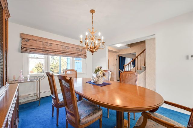 8 Jennifer Drive, New City, NY 10956