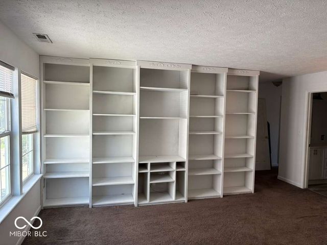 16776 Greensboro Drive, Westfield, IN 46074