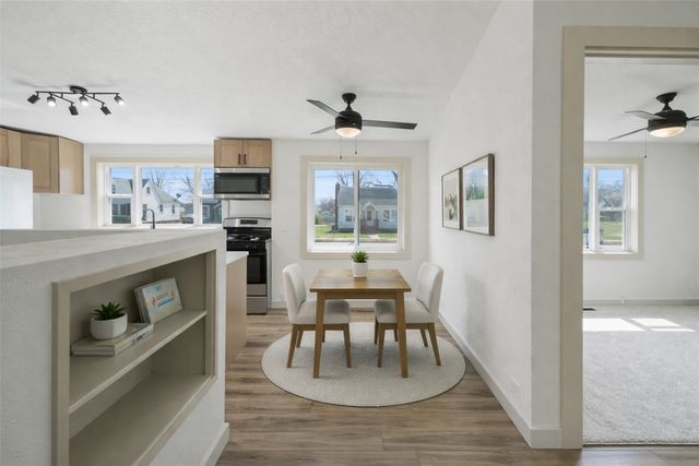 1405 W Pleasant Street, Knoxville, IA 50138