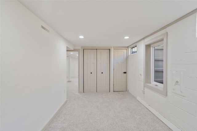 1405 W Pleasant Street, Knoxville, IA 50138