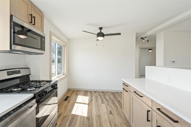 1405 W Pleasant Street, Knoxville, IA 50138