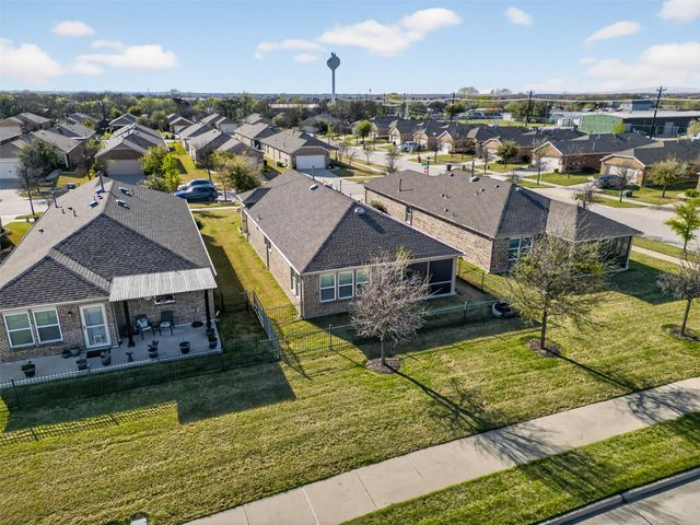 8978 Shore Crest Drive, Frisco, TX 75036
