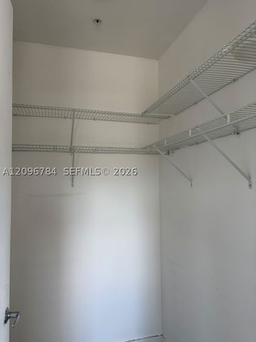 1791 NE MIAMI GARDENS DR E705, Miami, FL 33179