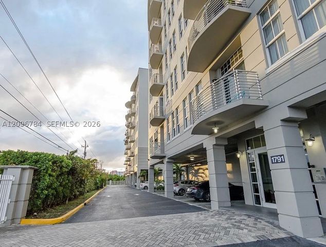 1791 NE MIAMI GARDENS DR E705, Miami, FL 33179