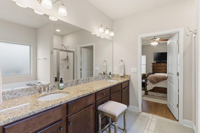 26 E Yellowstone, Hattiesburg, MS 39402