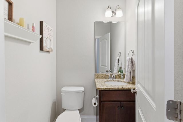 26 E Yellowstone, Hattiesburg, MS 39402