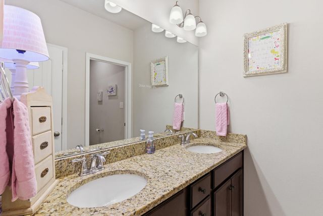 26 E Yellowstone, Hattiesburg, MS 39402