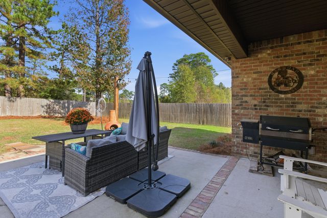 26 E Yellowstone, Hattiesburg, MS 39402