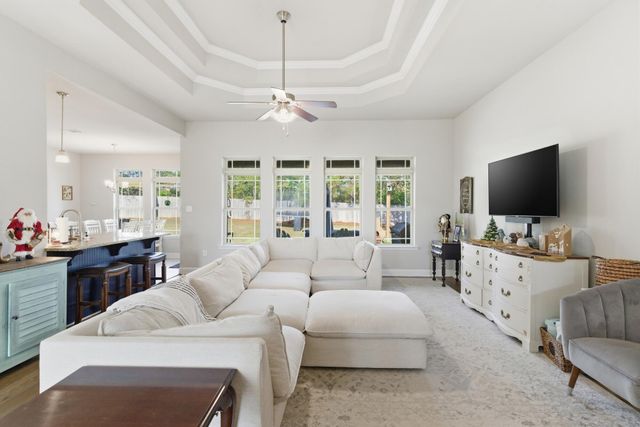 26 E Yellowstone, Hattiesburg, MS 39402