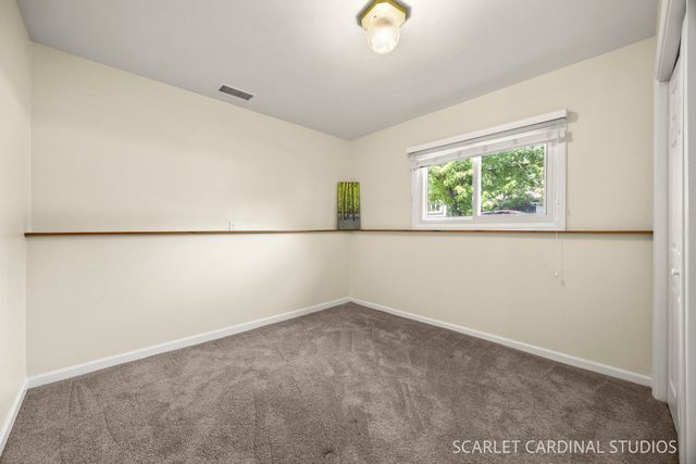 N385 Silverleaf Boulevard, Wheaton, IL 60187