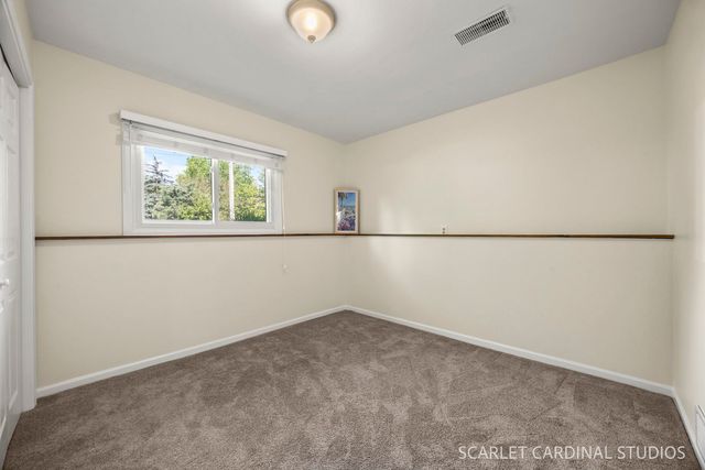 N385 Silverleaf Boulevard, Wheaton, IL 60187