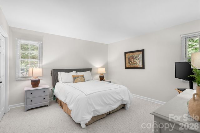 522 Toxaway Court, Lake Toxaway, NC 28747