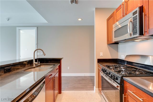 4575 Dean Martin Drive 601, Las Vegas, NV 89103