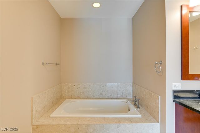 4575 Dean Martin Drive 601, Las Vegas, NV 89103