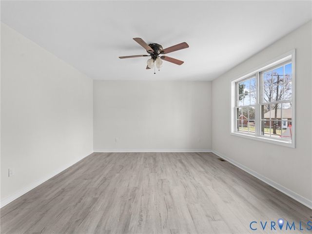 309 S 17th Ave, Hopewell, VA 23860