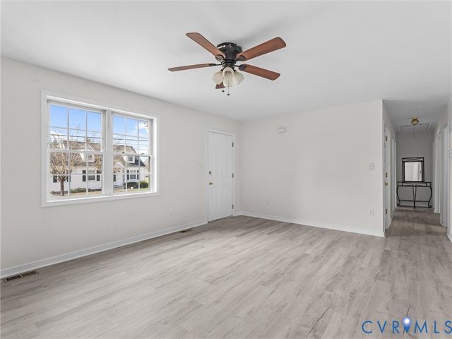 309 S 17th Ave, Hopewell, VA 23860