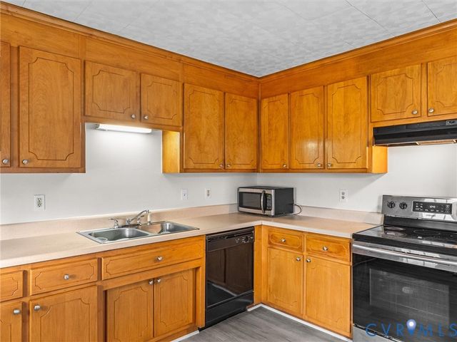 309 S 17th Ave, Hopewell, VA 23860