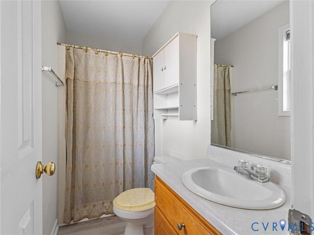 309 S 17th Ave, Hopewell, VA 23860