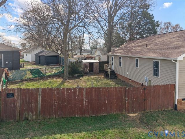 309 S 17th Ave, Hopewell, VA 23860