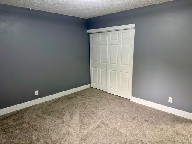 3275 Danbury Road, Fairfield, OH 45014