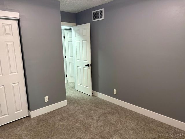 3275 Danbury Road, Fairfield, OH 45014