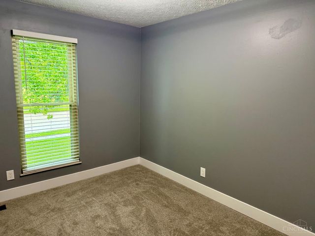 3275 Danbury Road, Fairfield, OH 45014