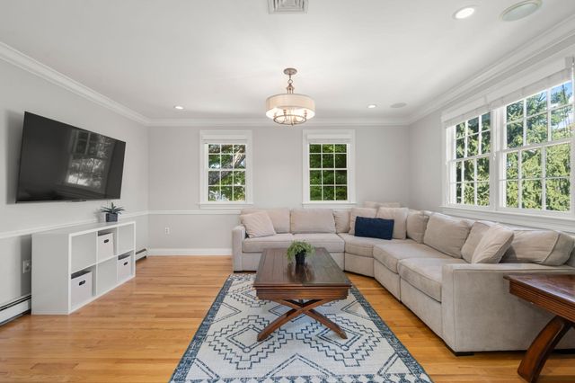 5 South Main St., Sherborn, MA 01770