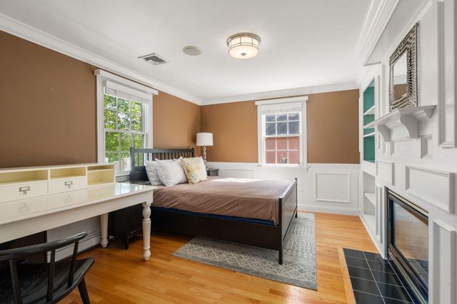5 South Main St., Sherborn, MA 01770