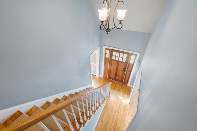 5 South Main St., Sherborn, MA 01770