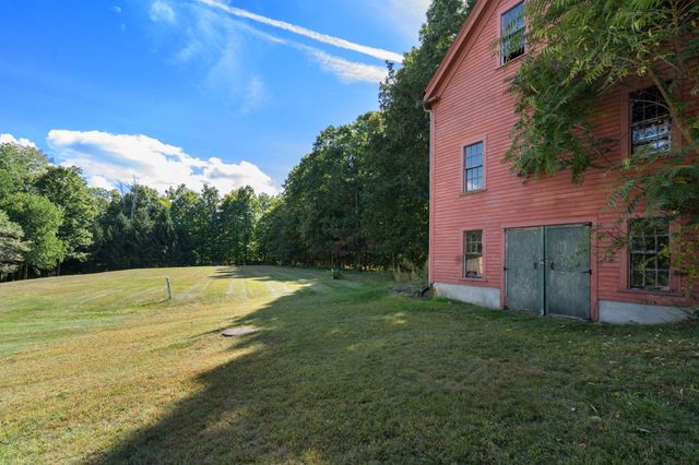 5 South Main St., Sherborn, MA 01770