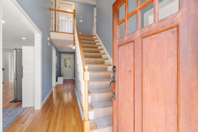 5 South Main St., Sherborn, MA 01770