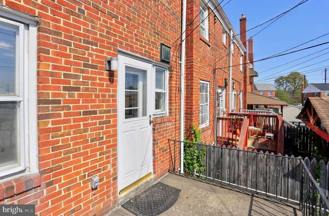 647 DUNWICH WAY, Baltimore, MD 21221