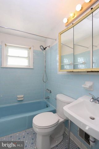 647 DUNWICH WAY, Baltimore, MD 21221
