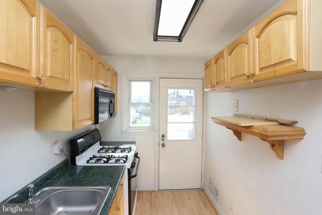 647 DUNWICH WAY, Baltimore, MD 21221