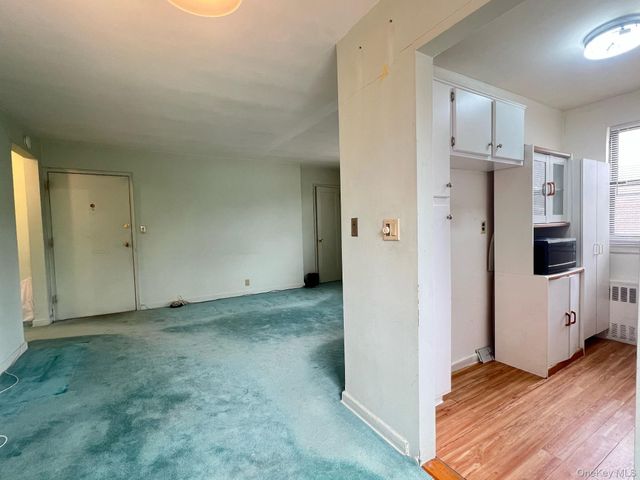 19617 73rd Avenue 2nd FL, Fresh Meadows, NY 11365