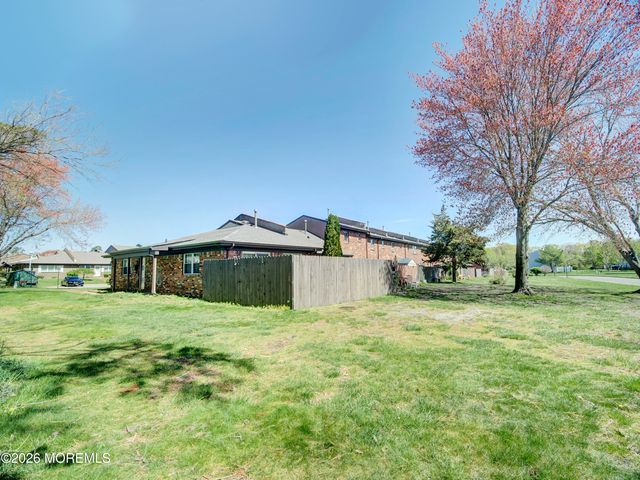 96 Greenwood Loop Road, Brick, NJ 08724