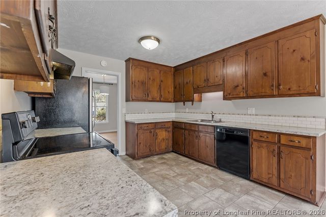 946 Pepperwood Drive, Fayetteville, NC 28311