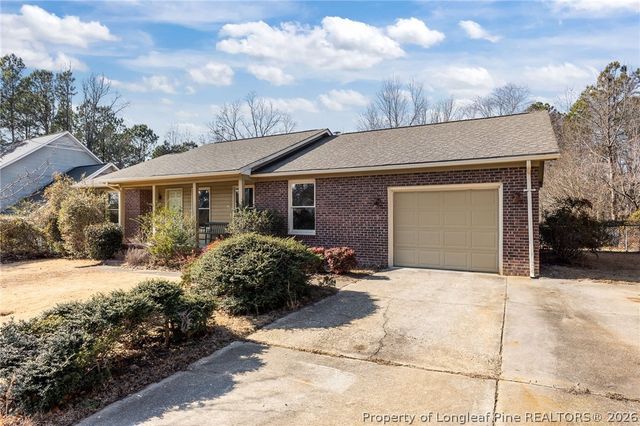946 Pepperwood Drive, Fayetteville, NC 28311