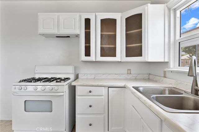 537 E Trenton, San Bernardino, CA 92404