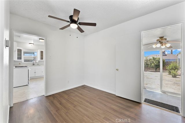 537 E Trenton, San Bernardino, CA 92404