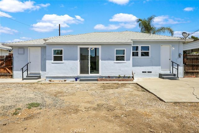 537 E Trenton, San Bernardino, CA 92404